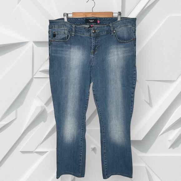 TORRID Distressed Jeans High Rise Medium Wash Slim Straight Denim Stretch 20 - Picture 1 of 8
